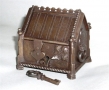small-box-with-lock-20051-jpg